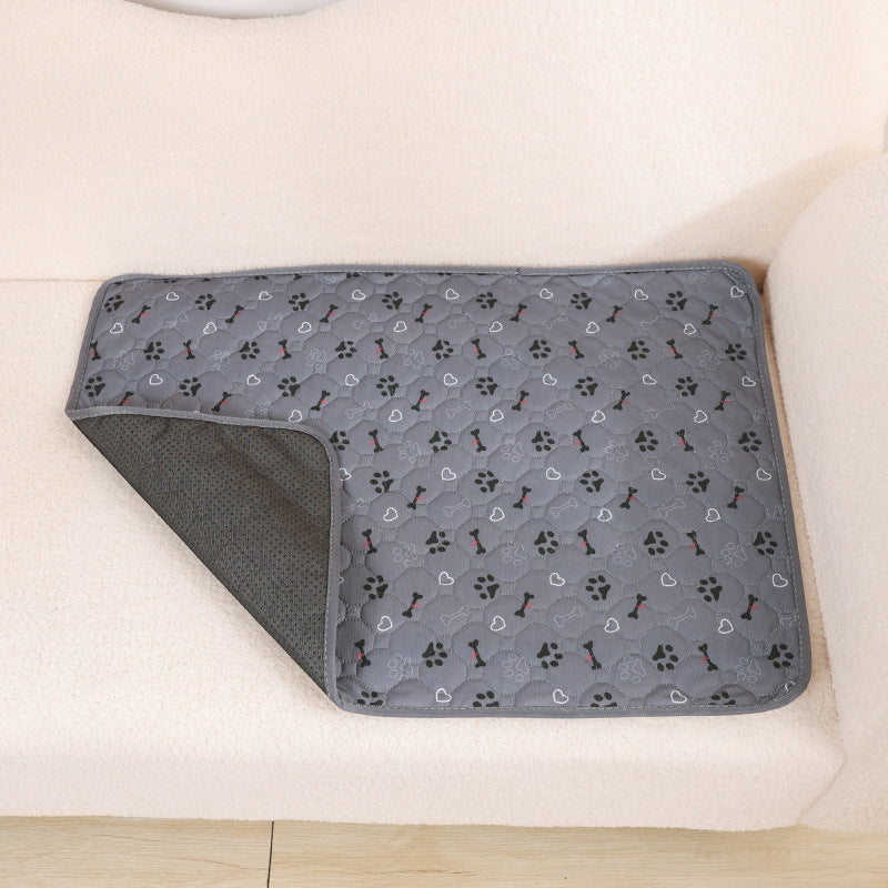 Alèse Réutilisable Antidérapante & Ultra-Absorbante pour Chien – Lavable et Étanche