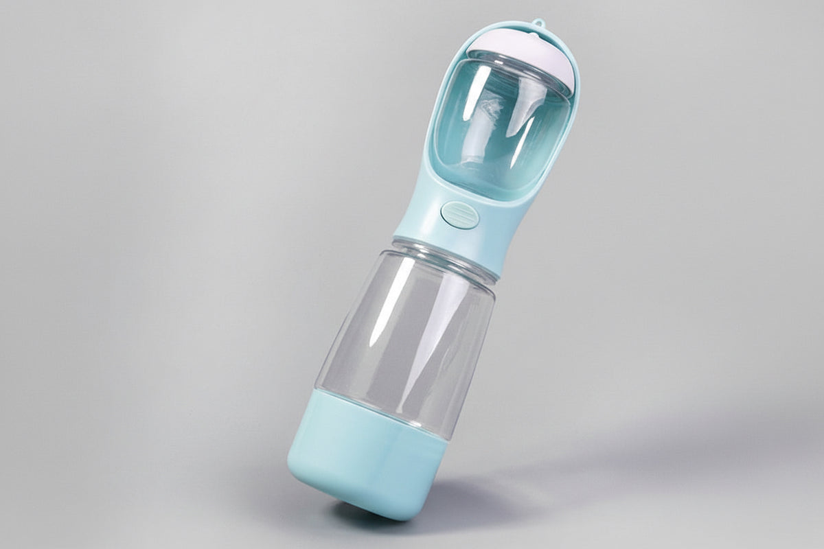 Gourde Multifonction 3-en-1 pour Chien – Eau, Nourriture & Sacs intégrés